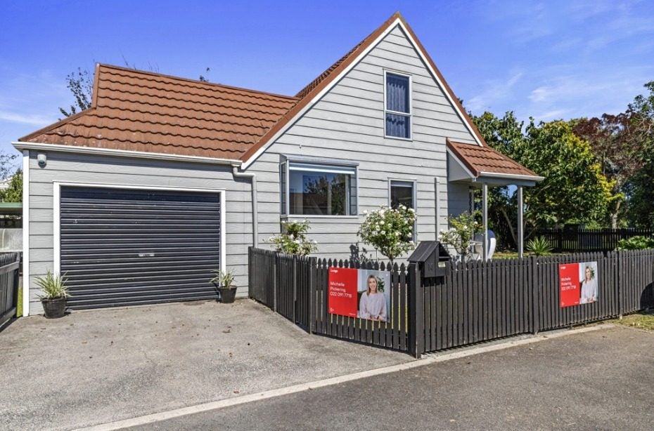 14 Lickfold Lane, Pukete, Hamilton - Carousel 17
