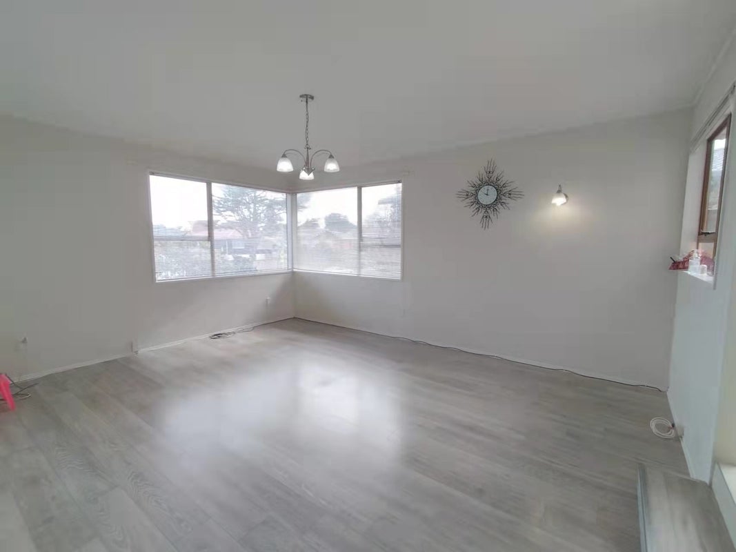 69 Stanniland Street, Sunnyhills, Auckland - Carousel 2