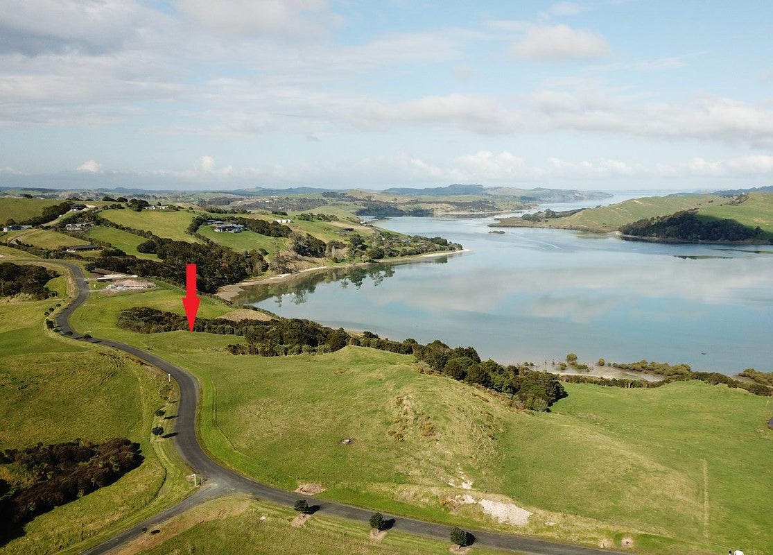 55 Hinamoki Drive, Kaiwaka - Carousel 1