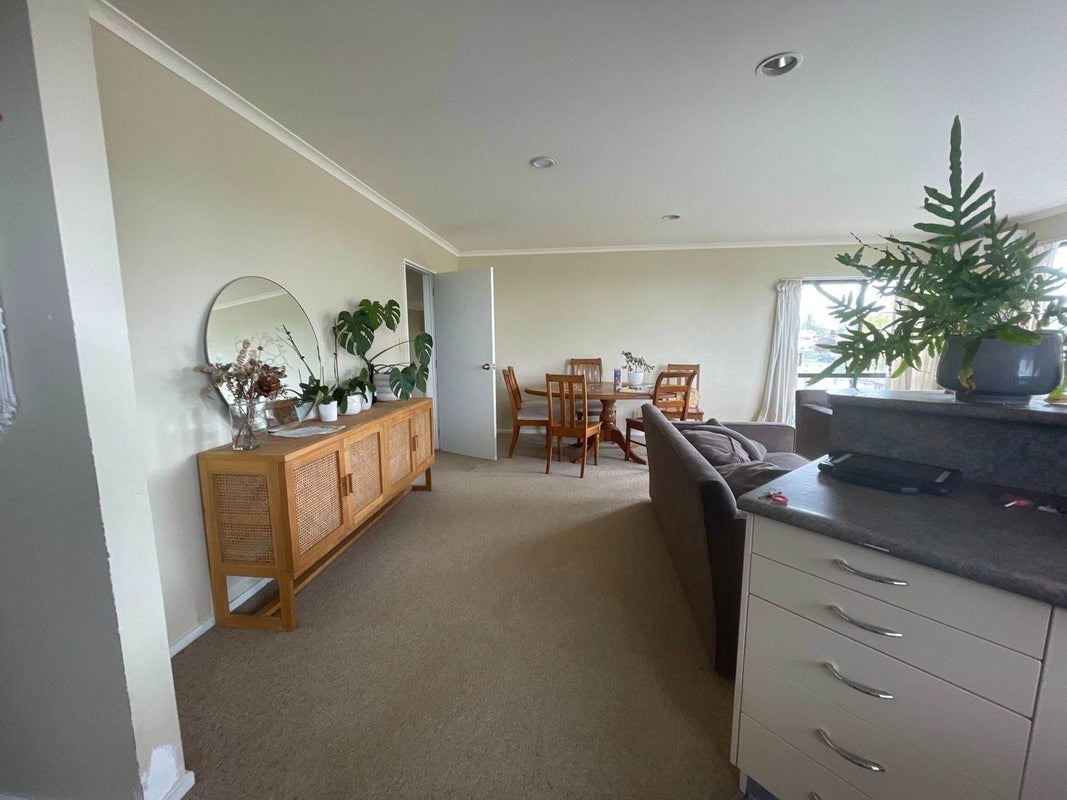 11 Vanderbilt Place, Welcome Bay, Tauranga - Carousel 2