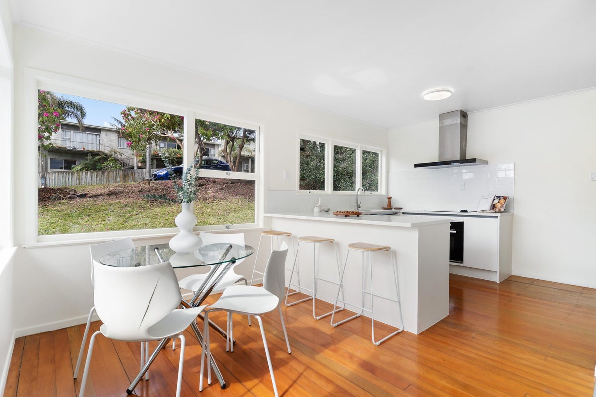 1/1 Nea Place, Hillcrest, North Shore City, Auckland - Carousel 2