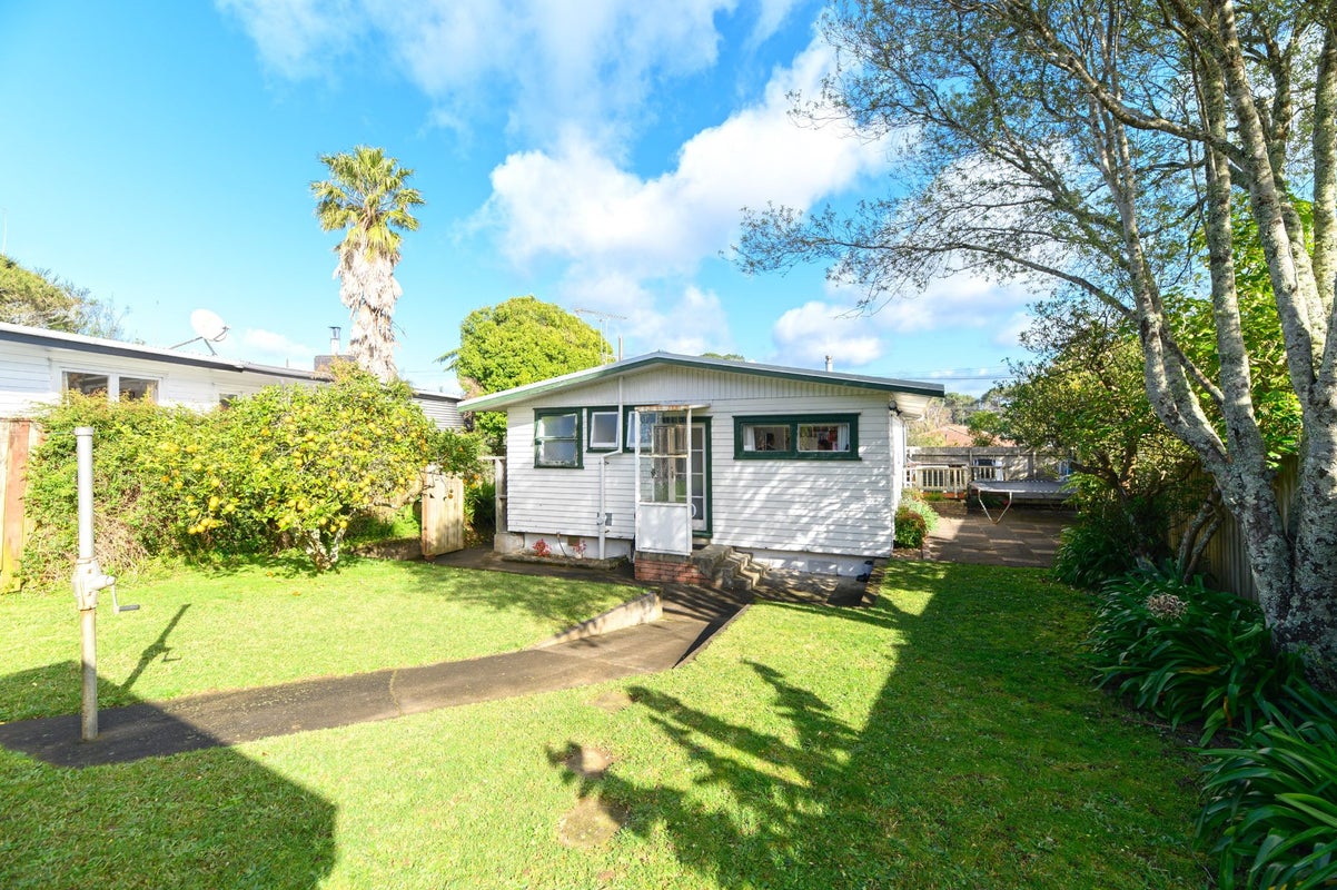 71 Kay Drive, Blockhouse Bay, Auckland - Carousel 26