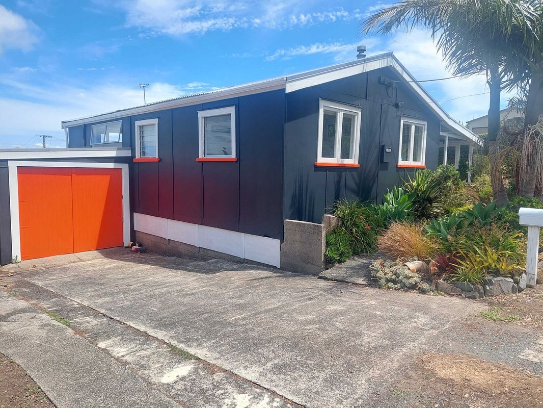 2300 Whangarei Heads Road, Whangarei Heads - Carousel 1