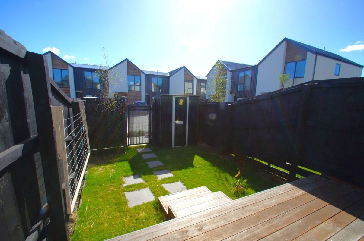 1/27 New Brighton Road, Shirley, Christchurch - Carousel 9