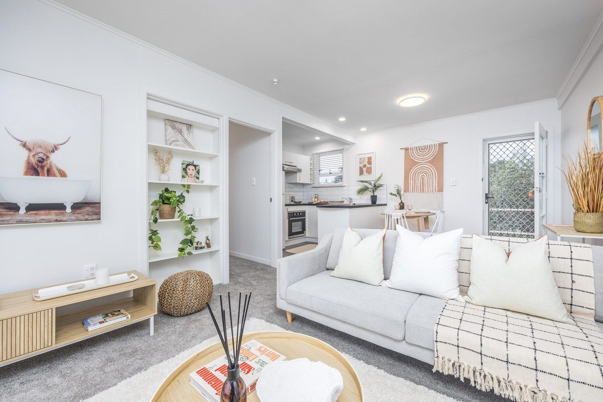 7/219 Onewa Road, Birkenhead, Auckland - Carousel 2