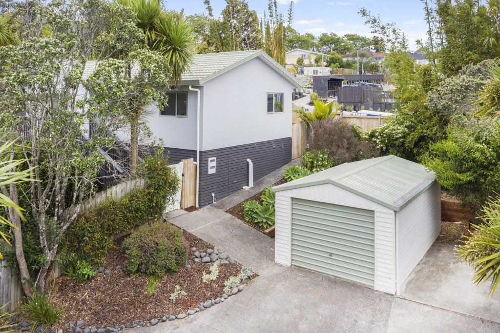 91A Woodglen Road, Glen Eden, Auckland - Carousel 2
