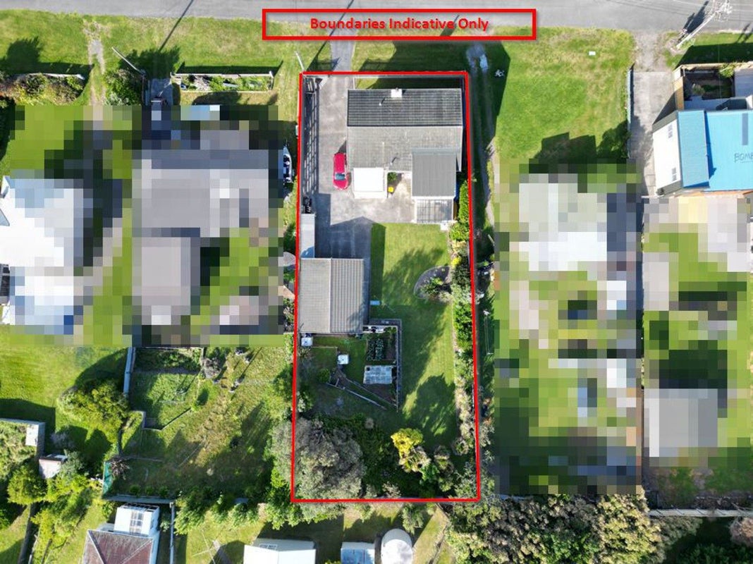 31 Nash Parade, Foxton Beach, Foxton - Carousel 37