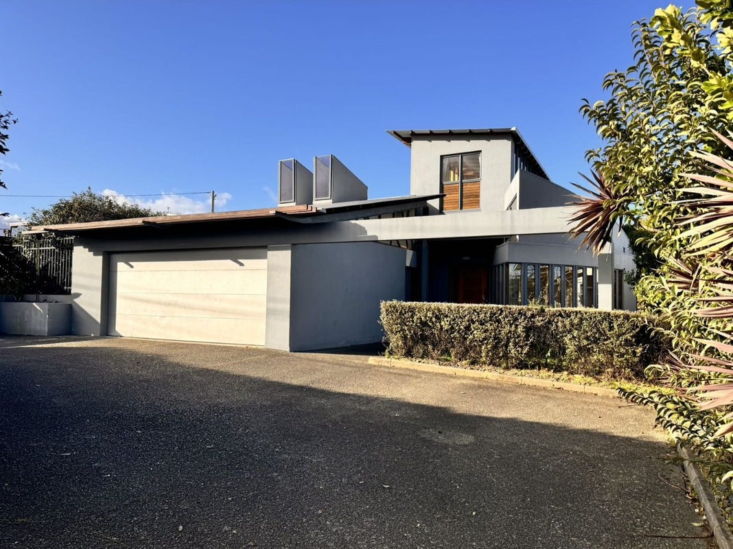 65 Forrest Hill Road, Milford, Auckland - Carousel 1