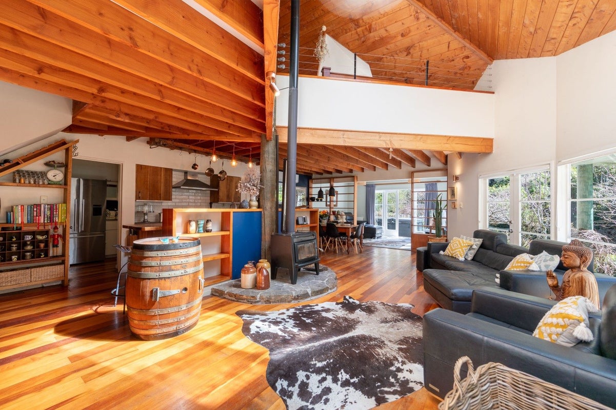 162 Moonshine Hill Road, Moonshine Valley, Upper Hutt - Carousel 2