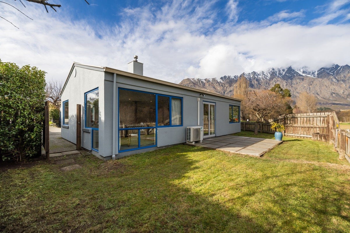 3A Rastus Burn Lane, Frankton, Queenstown - Carousel 2