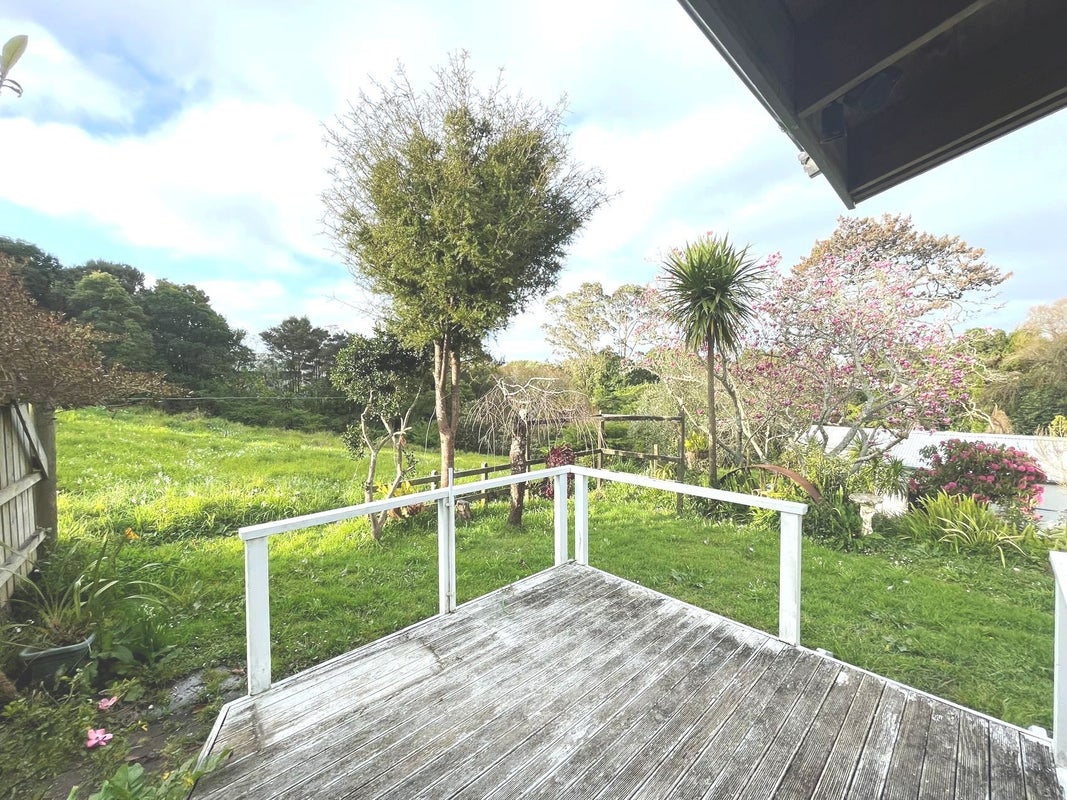 22 Glen Bay Close, Pinehill, Auckland - Carousel 1