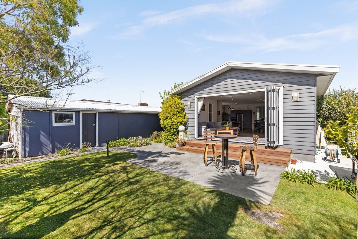 34 Peddie Street, Taradale, Napier - Carousel 1