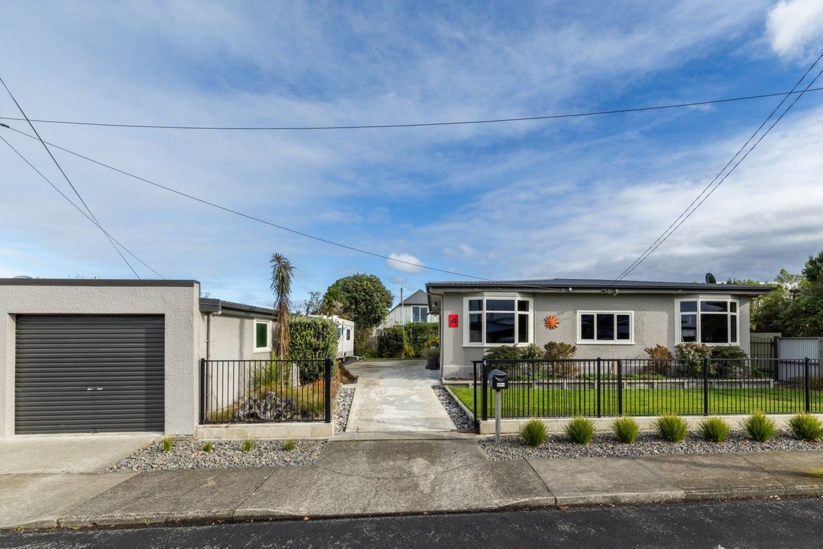 4 Grange Road North, Haumoana, Haumoana - Carousel 19