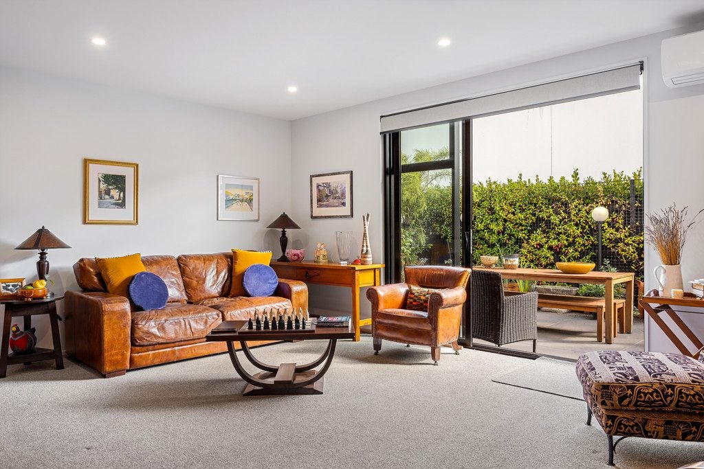 39A Champion Street, Edgeware, Christchurch - Carousel 2