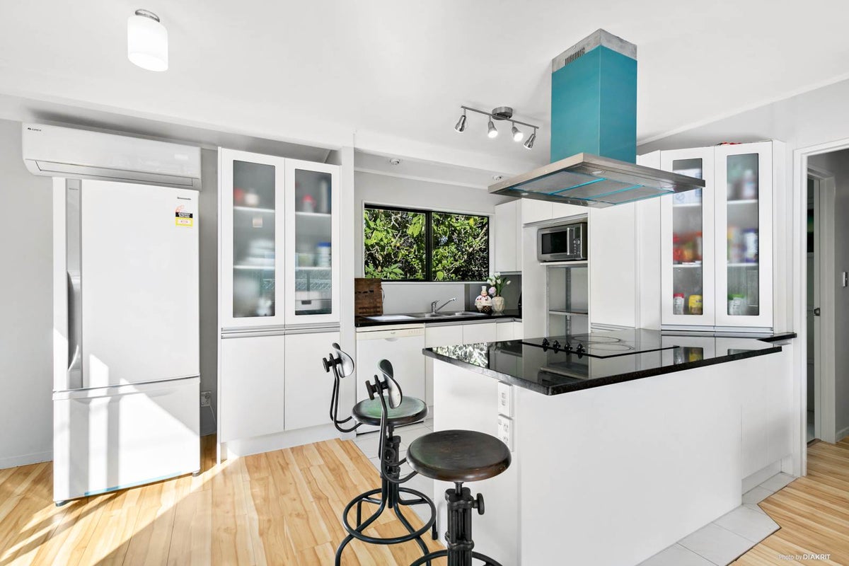 1/213 Lake Road, Belmont, Auckland - Carousel 2