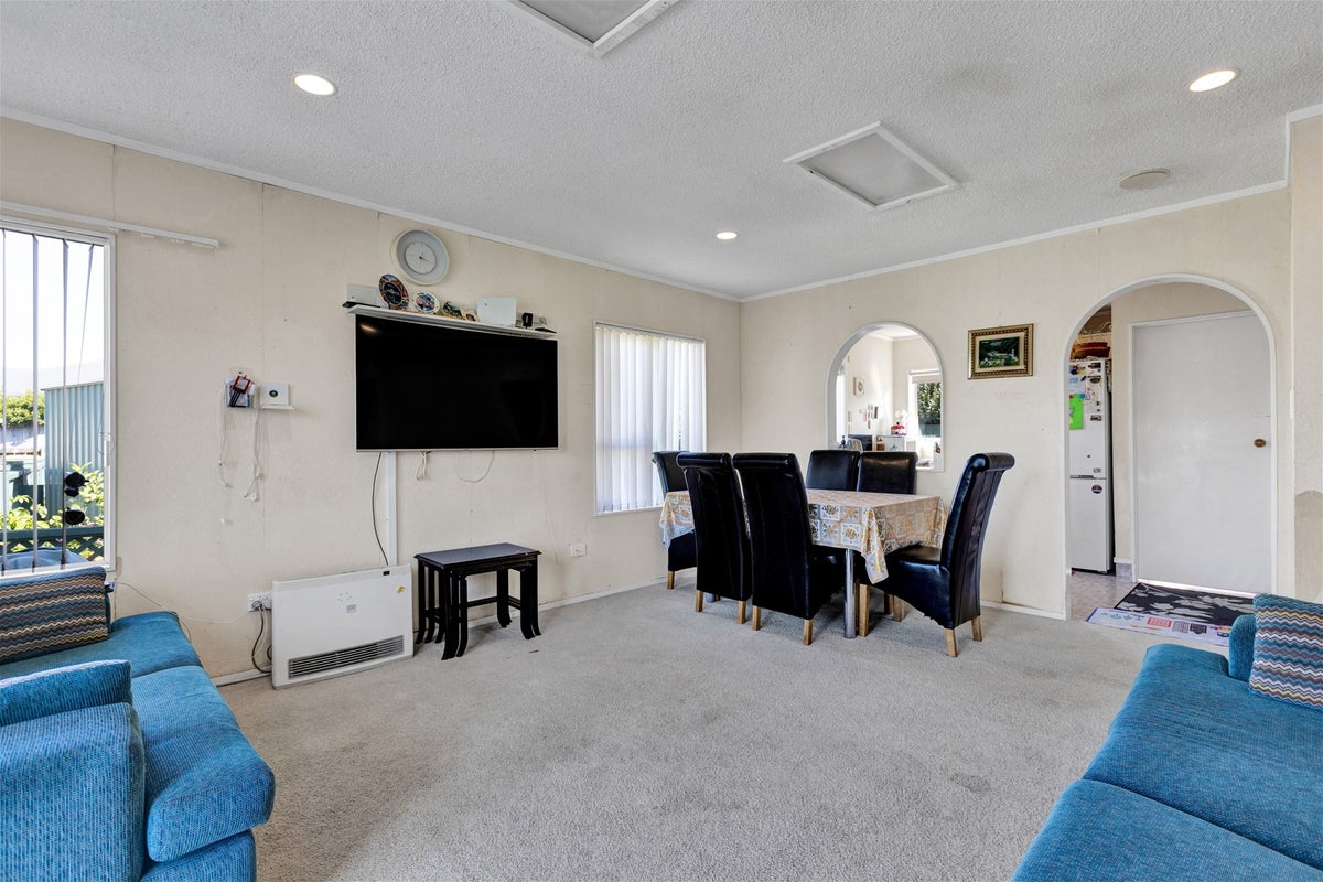 30A Sackville Street, Fitzroy, New Plymouth - Carousel 1