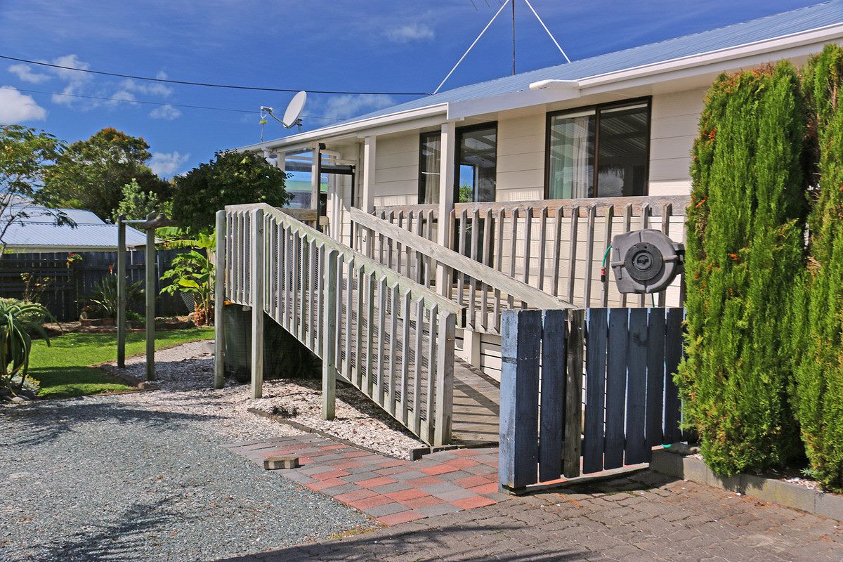 2 Dalton Road, Snells Beach, Snells Beach - Carousel 1