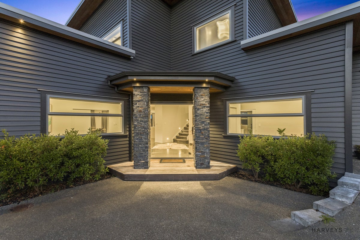 251A Golf Road, Titirangi, Auckland - Carousel 2