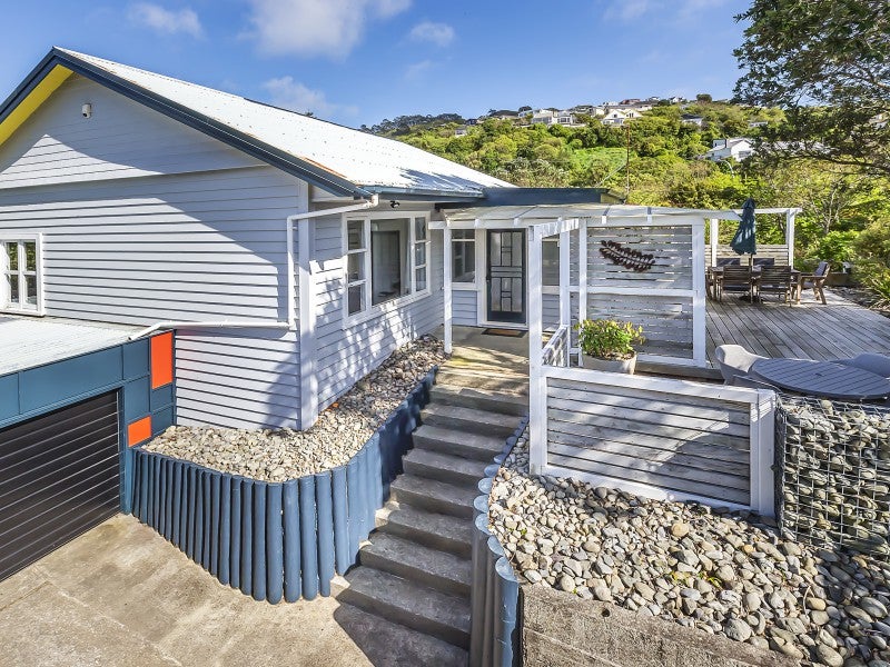 4 Maldive Street, Khandallah, Wellington - Carousel 1