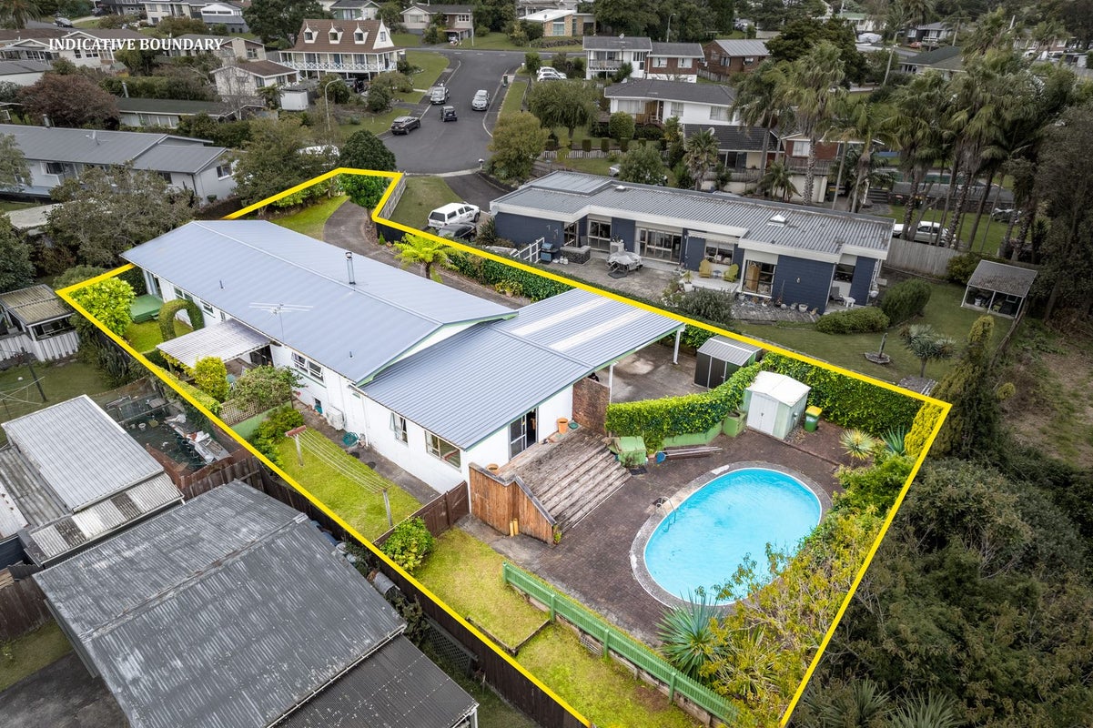 10 April Place, Red Hill, Papakura - Carousel 1