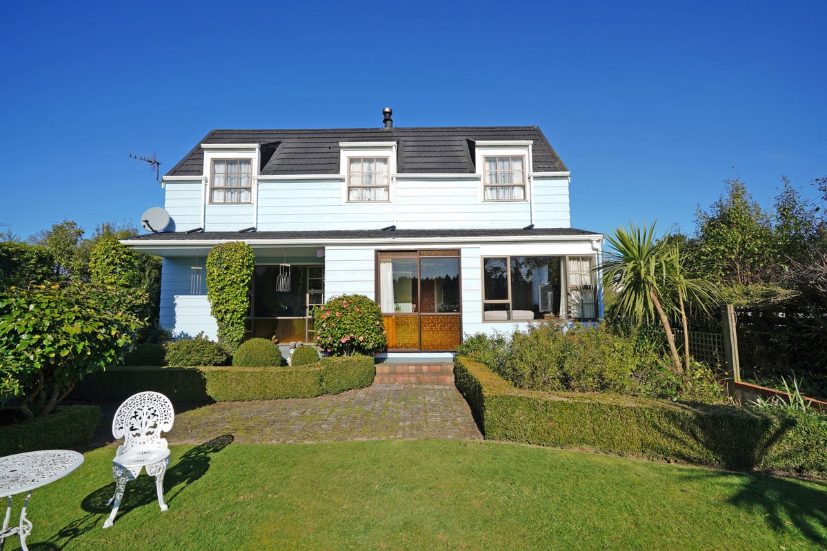 56 Moore Road, Lorneville, Invercargill - Carousel 1