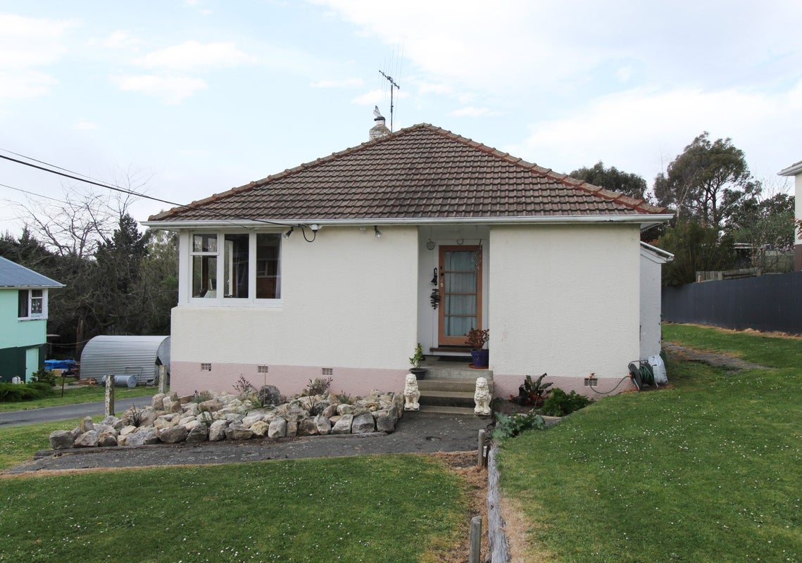 5 Blyth Street, Holmes Hill, Oamaru - Carousel 1
