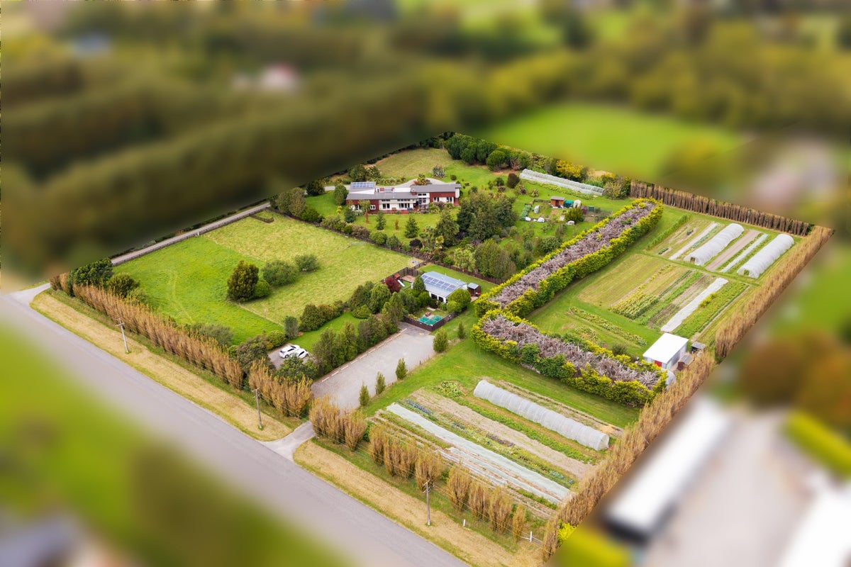 223 Quaifes Road, Halswell, Christchurch - Carousel 1