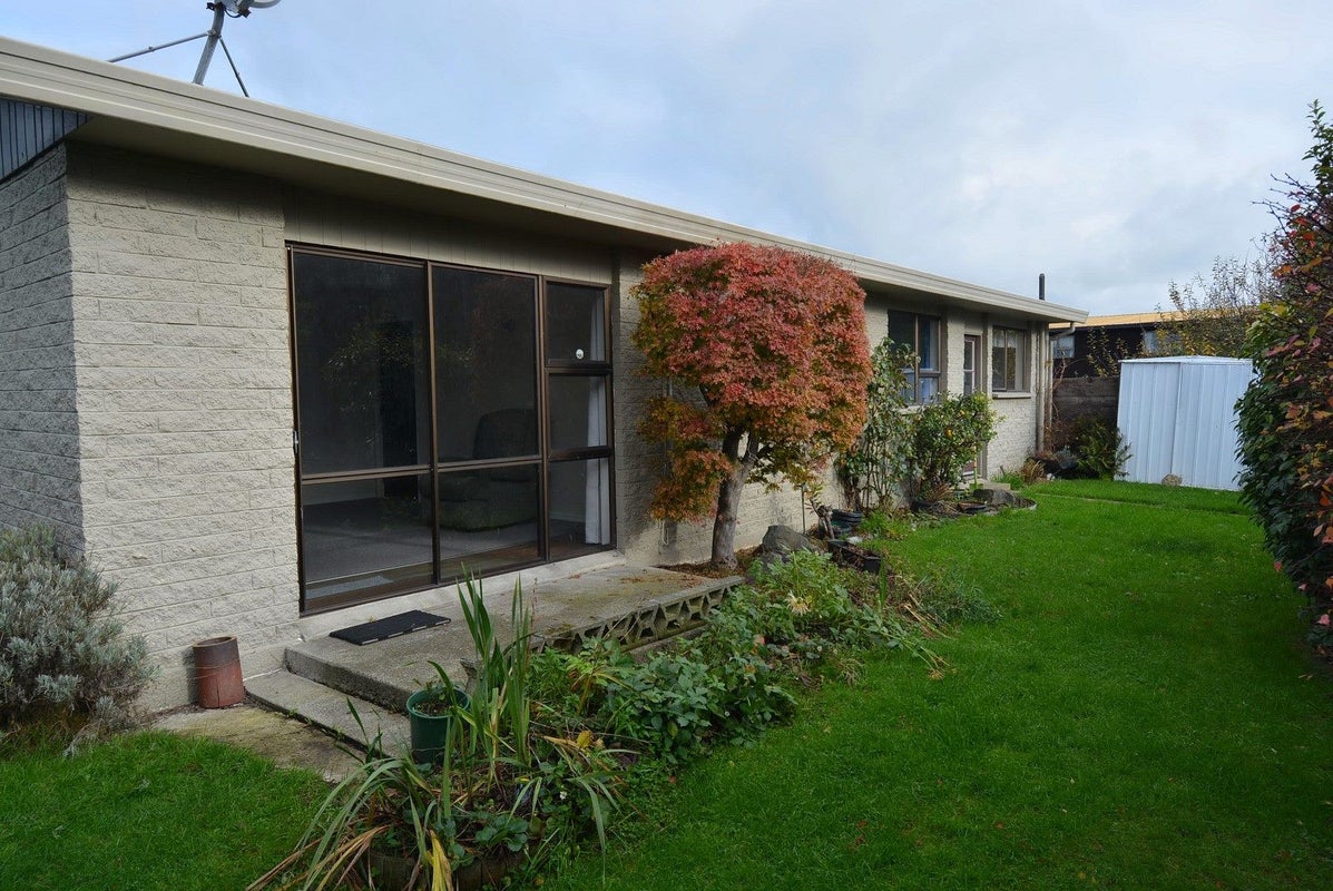 3/30 Willis Street, Grasmere, Invercargill - Carousel 2