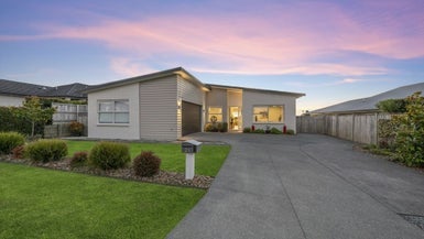 21 Kaiawa Street, Beachlands, Auckland - Carousel 1