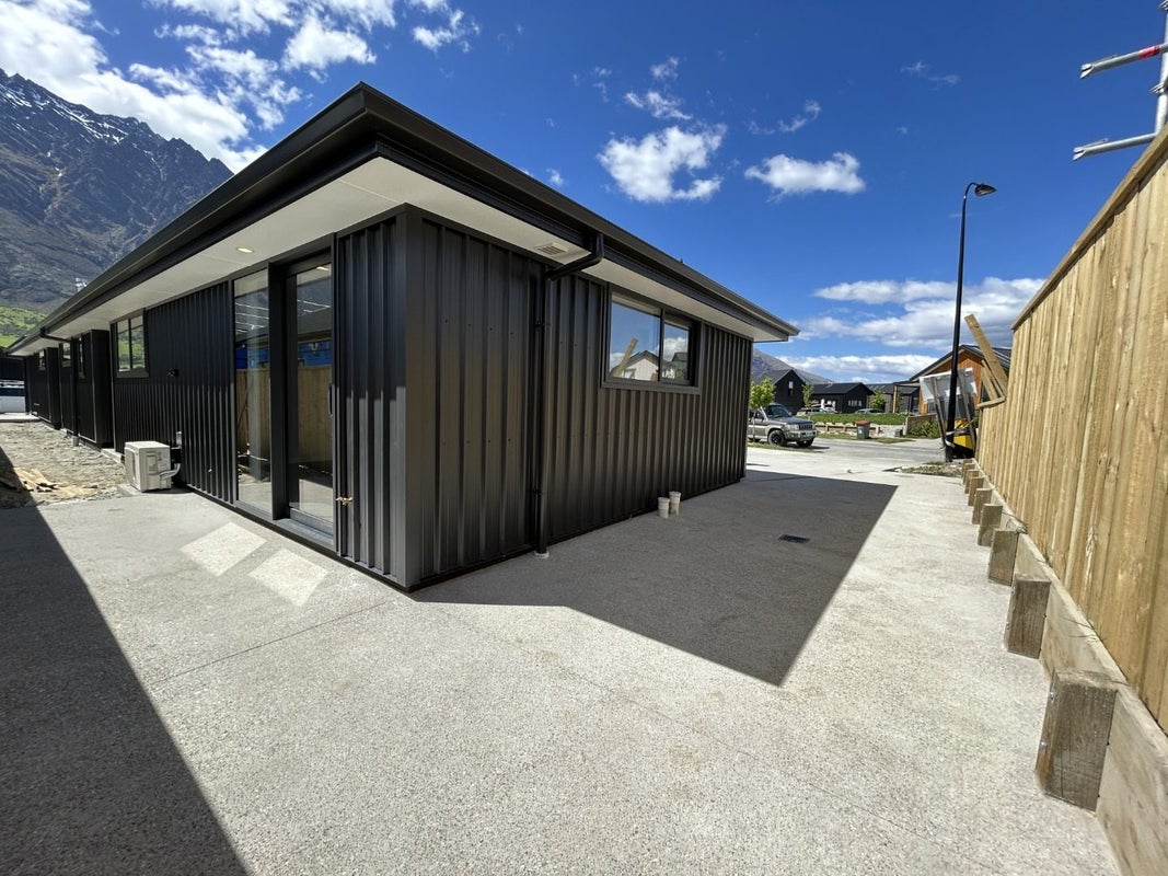 46 Kernel Loop, Jacks Point, Queenstown - Carousel 1