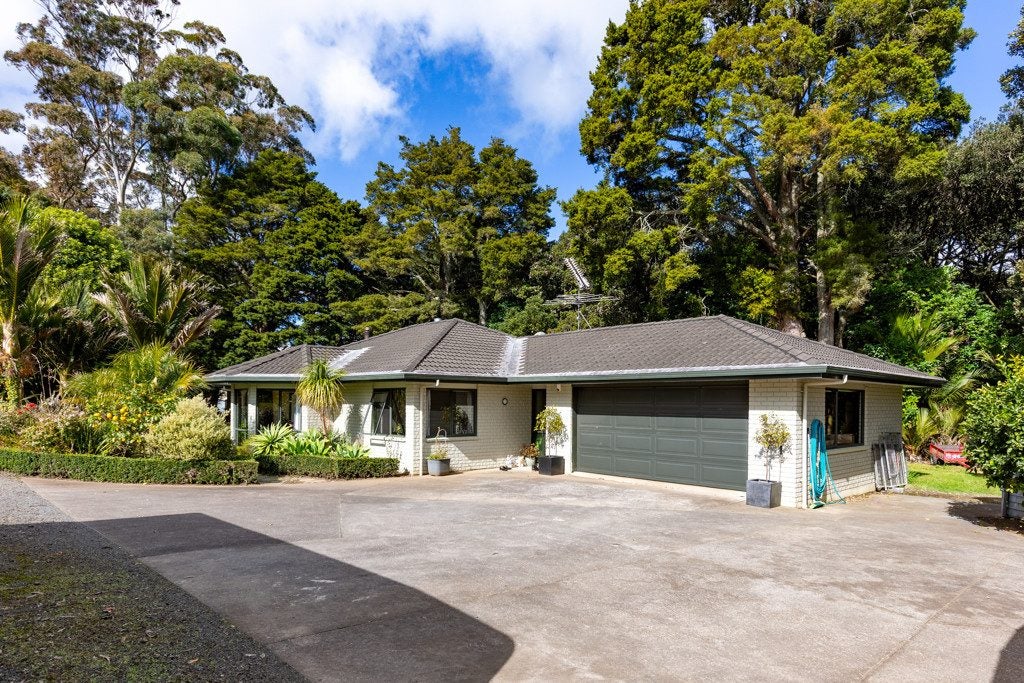 25A Parker Lane, Buckland, Pukekohe - Carousel 1
