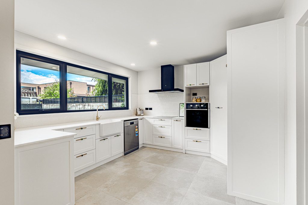 7 Lynfield Avenue, Ilam, Christchurch - Carousel 1