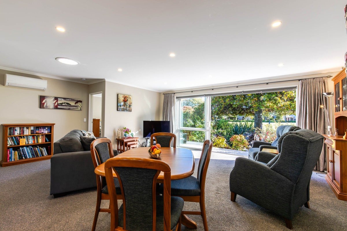 8C Centennial Road, Tahunanui, Nelson - Carousel 2
