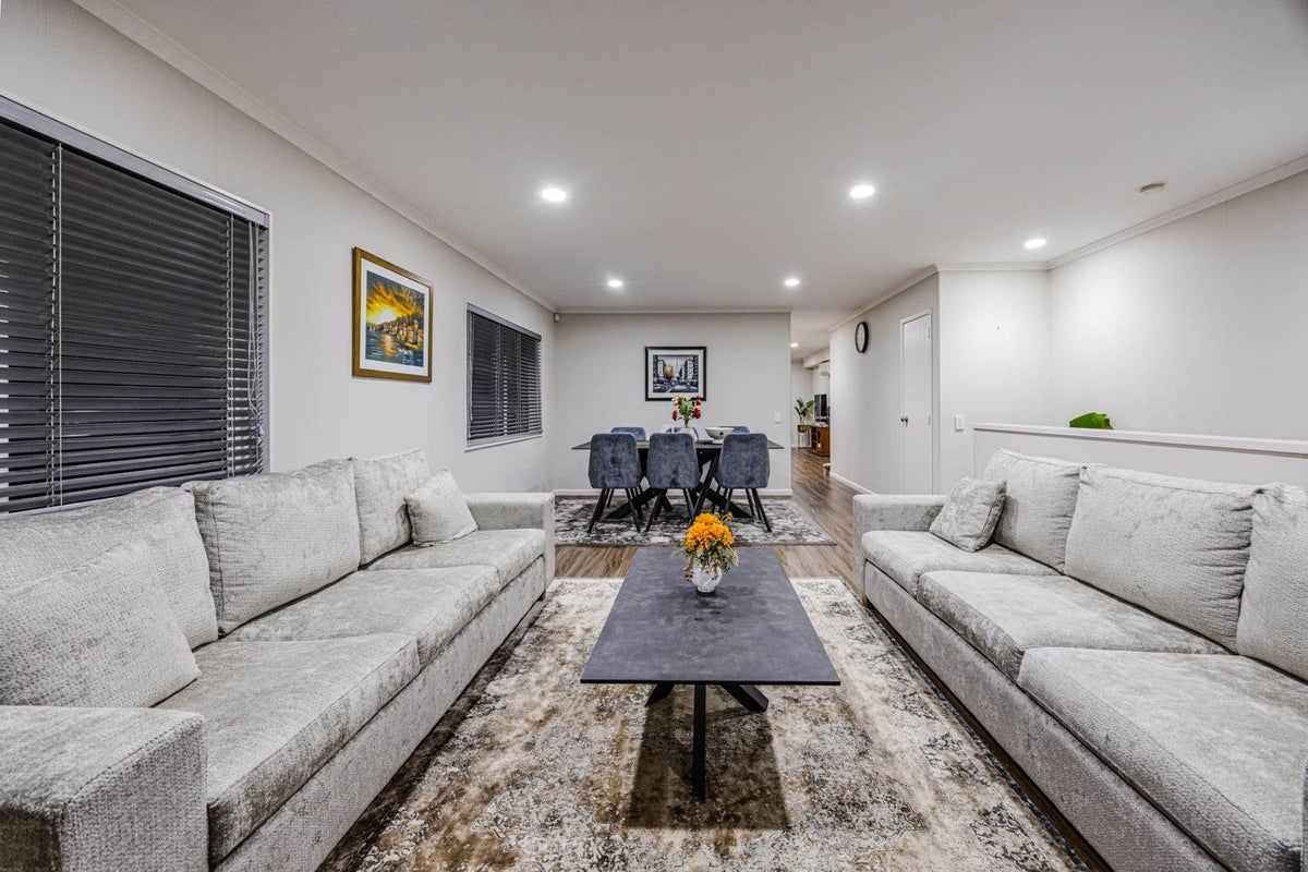 3 Viera Drive, Flat Bush, Auckland - Carousel 2