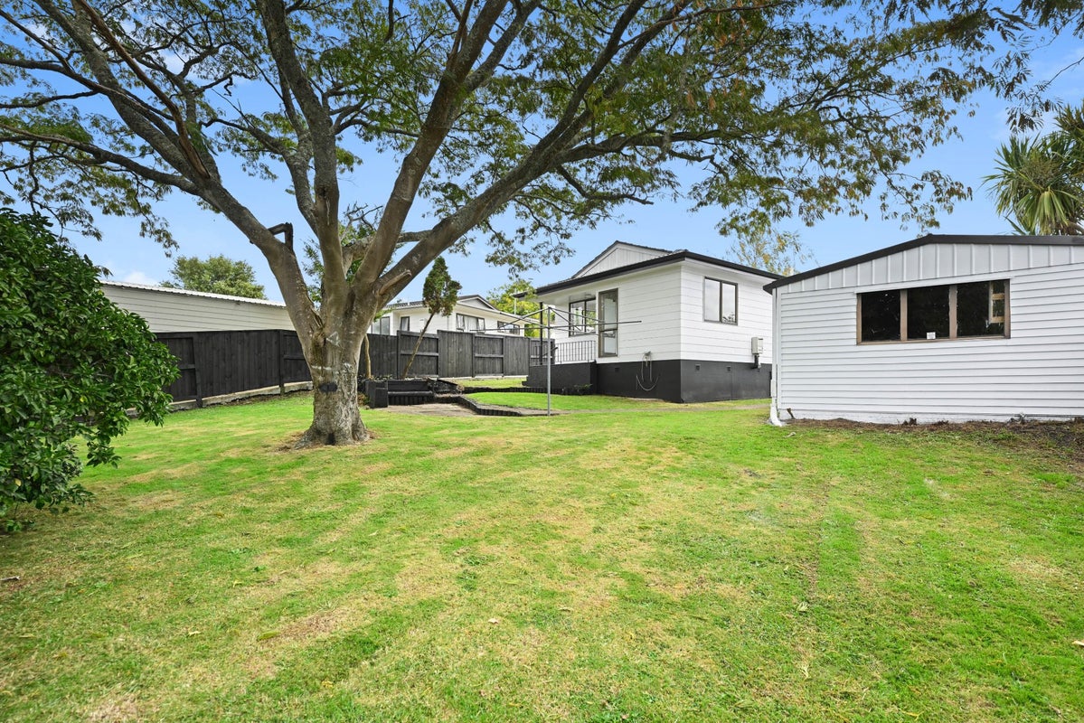 54 Cullimore Street, Pukete, Hamilton - Carousel 19