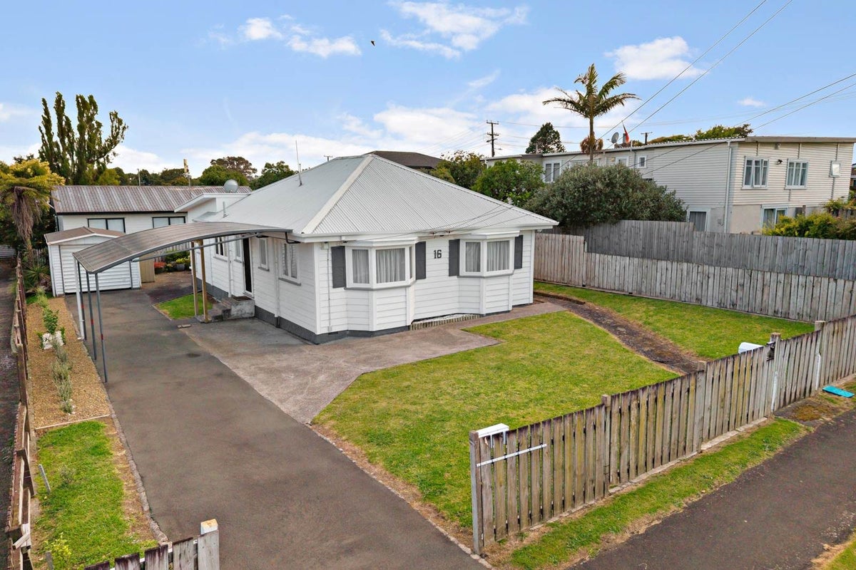 1/16 Ingram Street, Papakura, Papakura, Auckland - Carousel 2