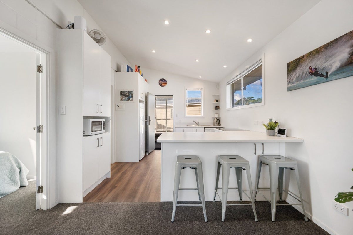 82 Molyneux Avenue, Cromwell, Cromwell - Carousel 2