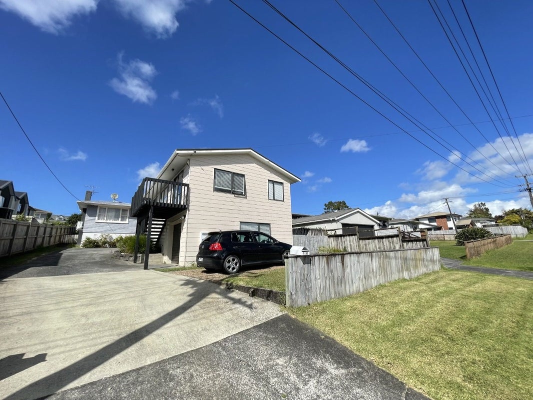 43 Vera Road, Te Atatu South, Auckland - Carousel 2