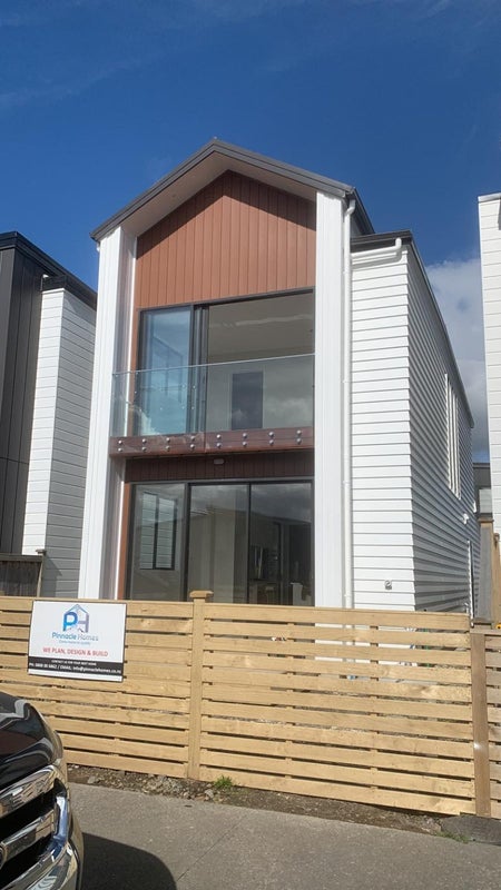28 Parahau Road, Ardmore, Auckland - Carousel 1