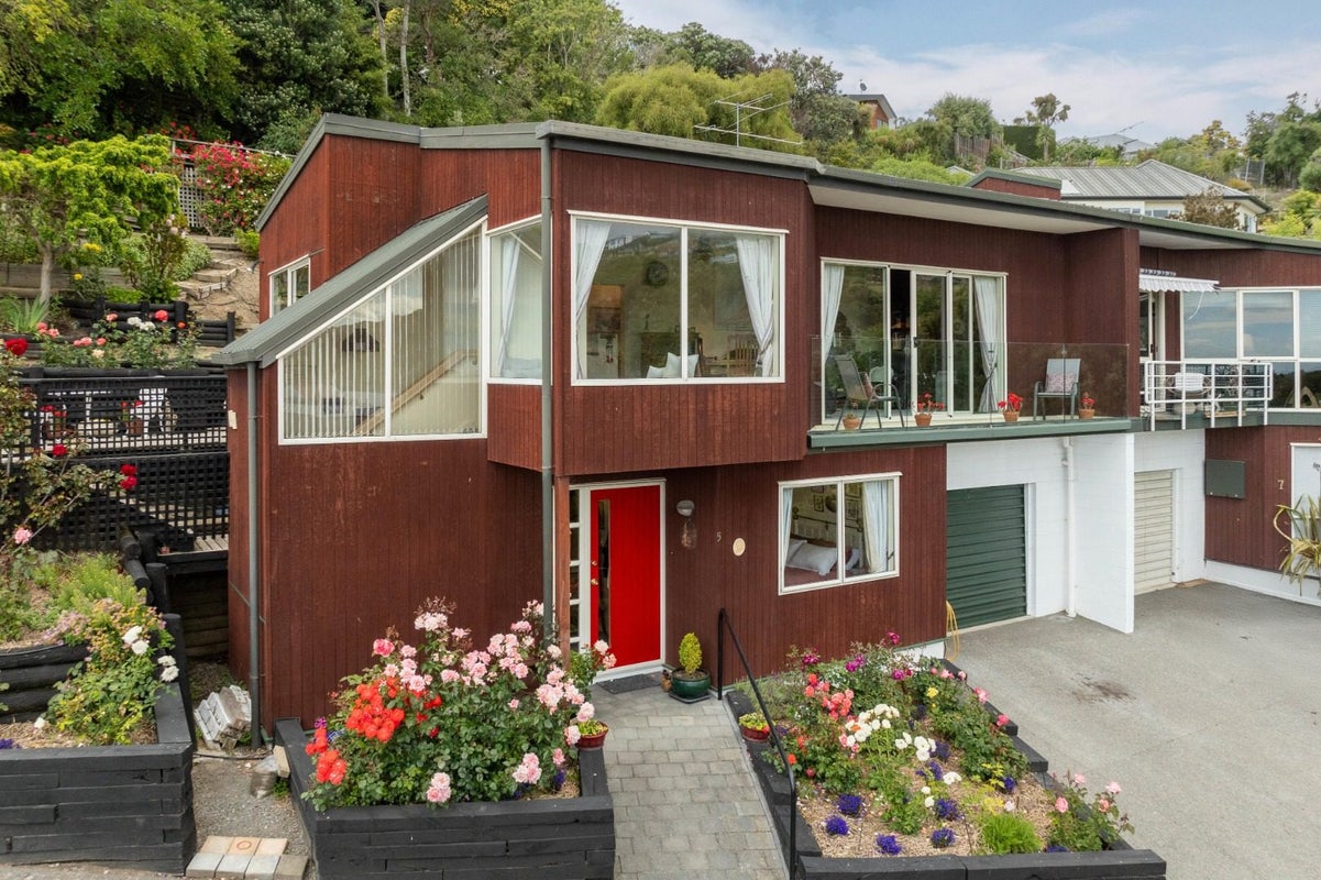 1/7 Ball Lane, Redcliffs, Christchurch - Carousel 18