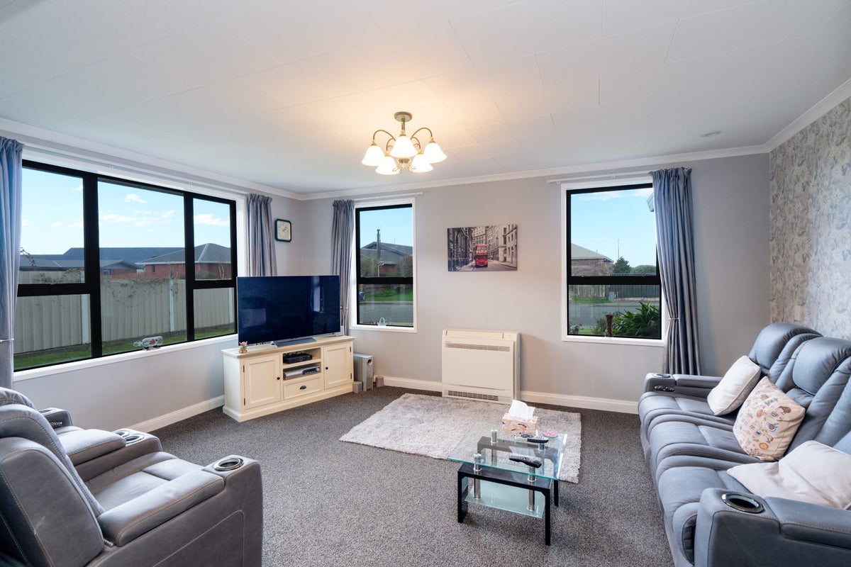 119 Kildare Drive, Waikiwi, Invercargill, Southland - Carousel 2