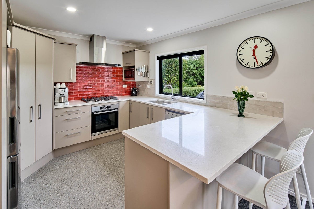 116 Kirton Drive, Riverstone Terraces, Upper Hutt - Carousel 2