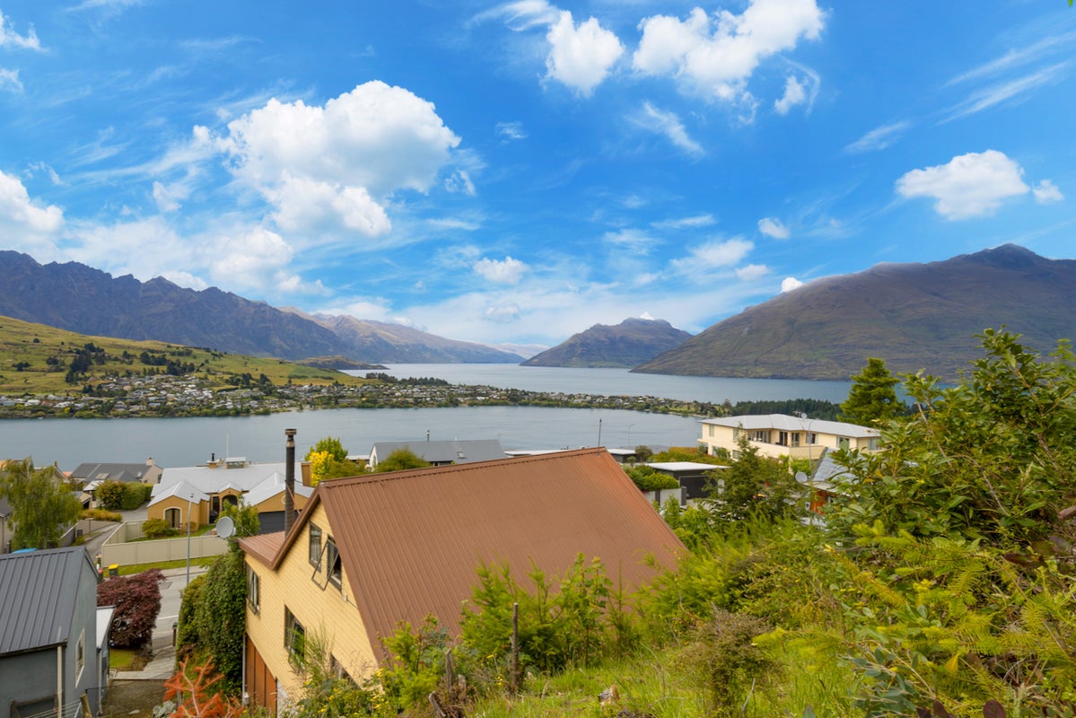 79 Hensman Road, Queenstown, Queenstown - Carousel 1