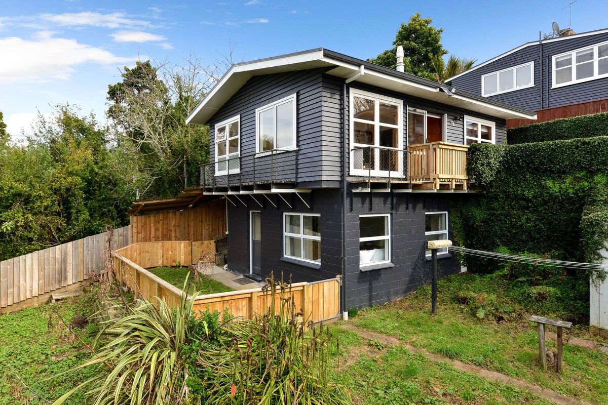 28A Hillcrest Road, Hillcrest, Hamilton - Carousel 1