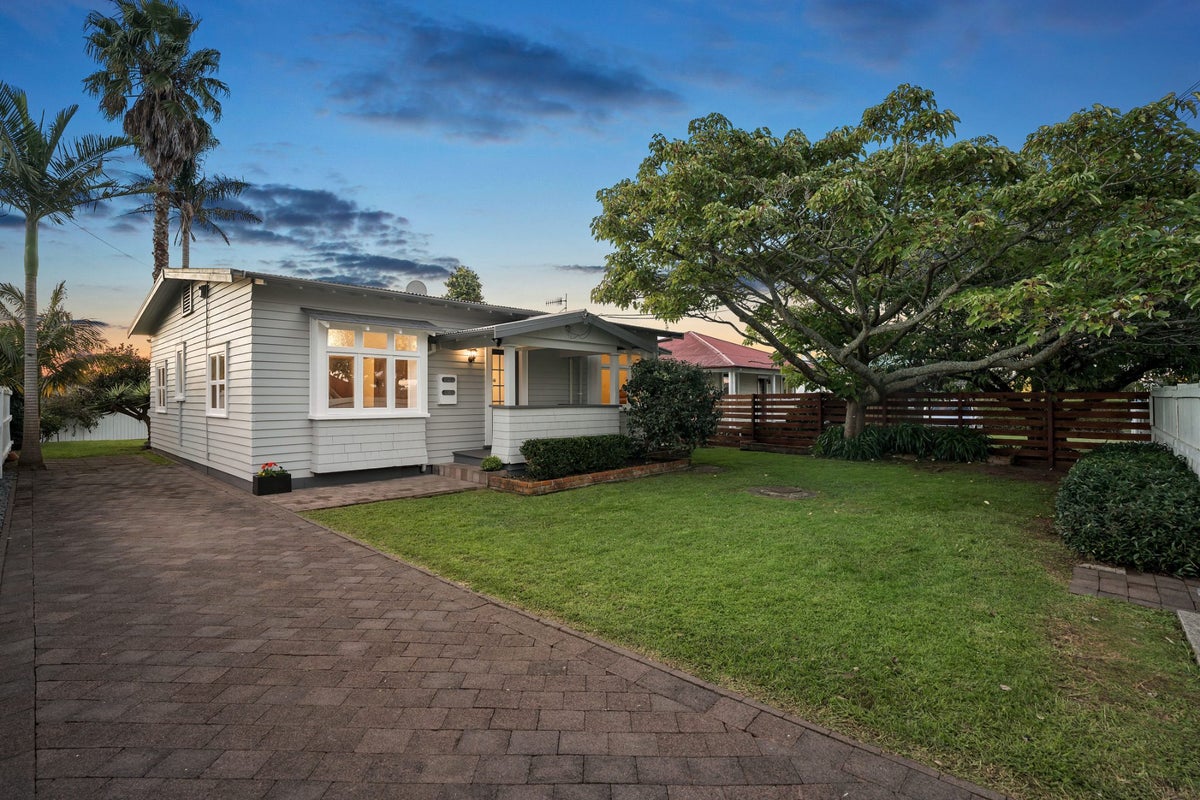 20 Ballarat Street, Ellerslie, Auckland - Carousel 1