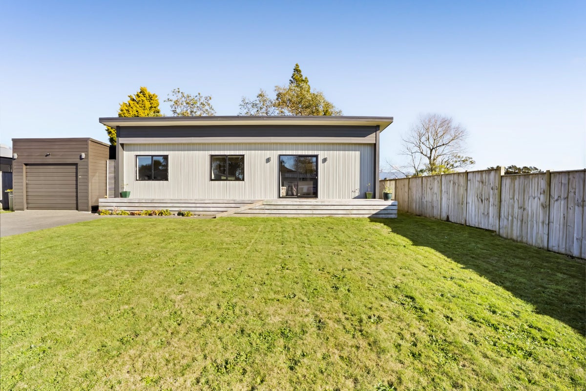 7 Manatu Lane, Inglewood, Inglewood - Carousel 14