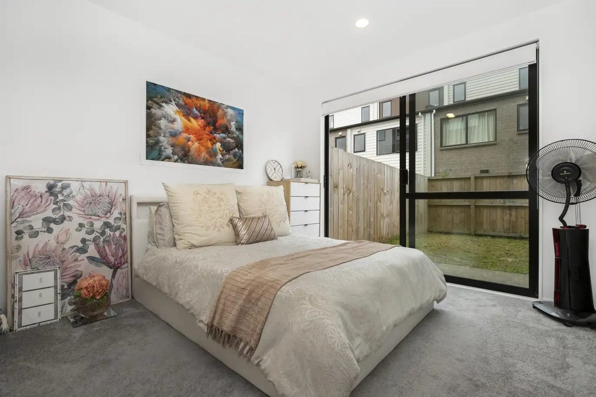 7 Bloom Crescent, Sunnyvale, Auckland - Carousel 15