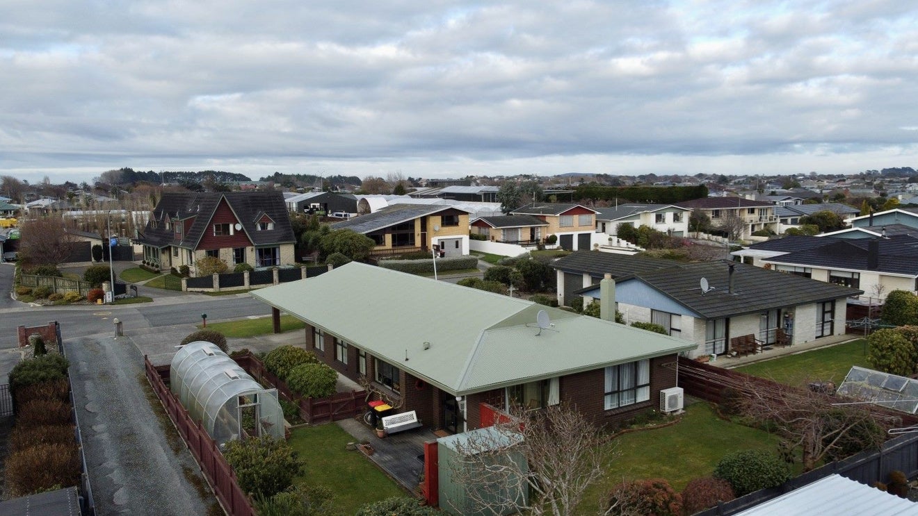 24 Falcon Street, Newfield, Invercargill - Carousel 37