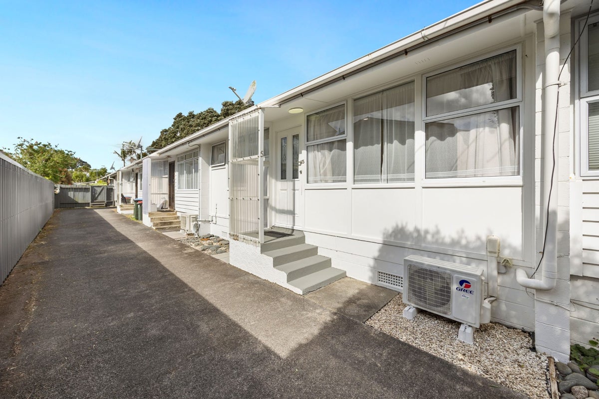 5/65 Mariri Road, Onehunga, Auckland - Carousel 2