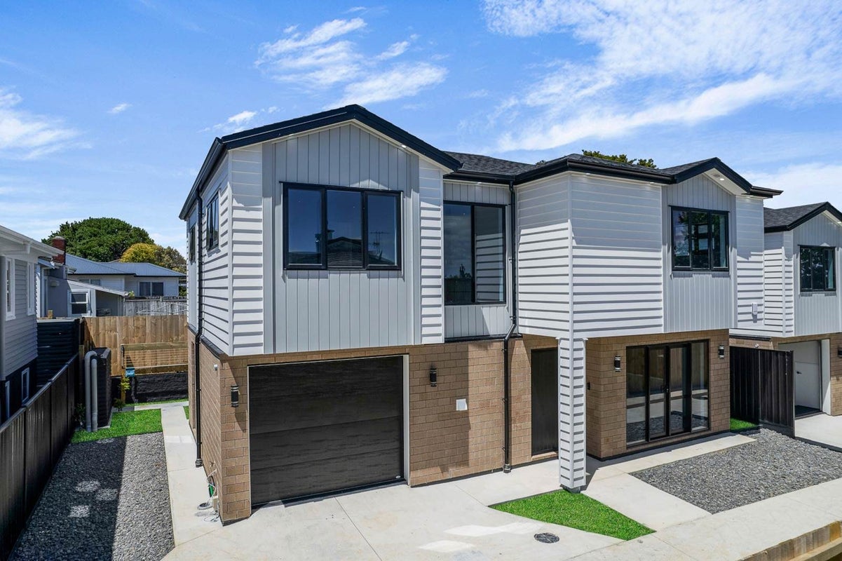 12A Mcleod Road, Weymouth, Manukau City, Auckland - Carousel 1
